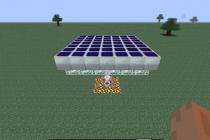Making a battery in Minecraft in the IndustrialCraft mod Battery industrial craft 2
